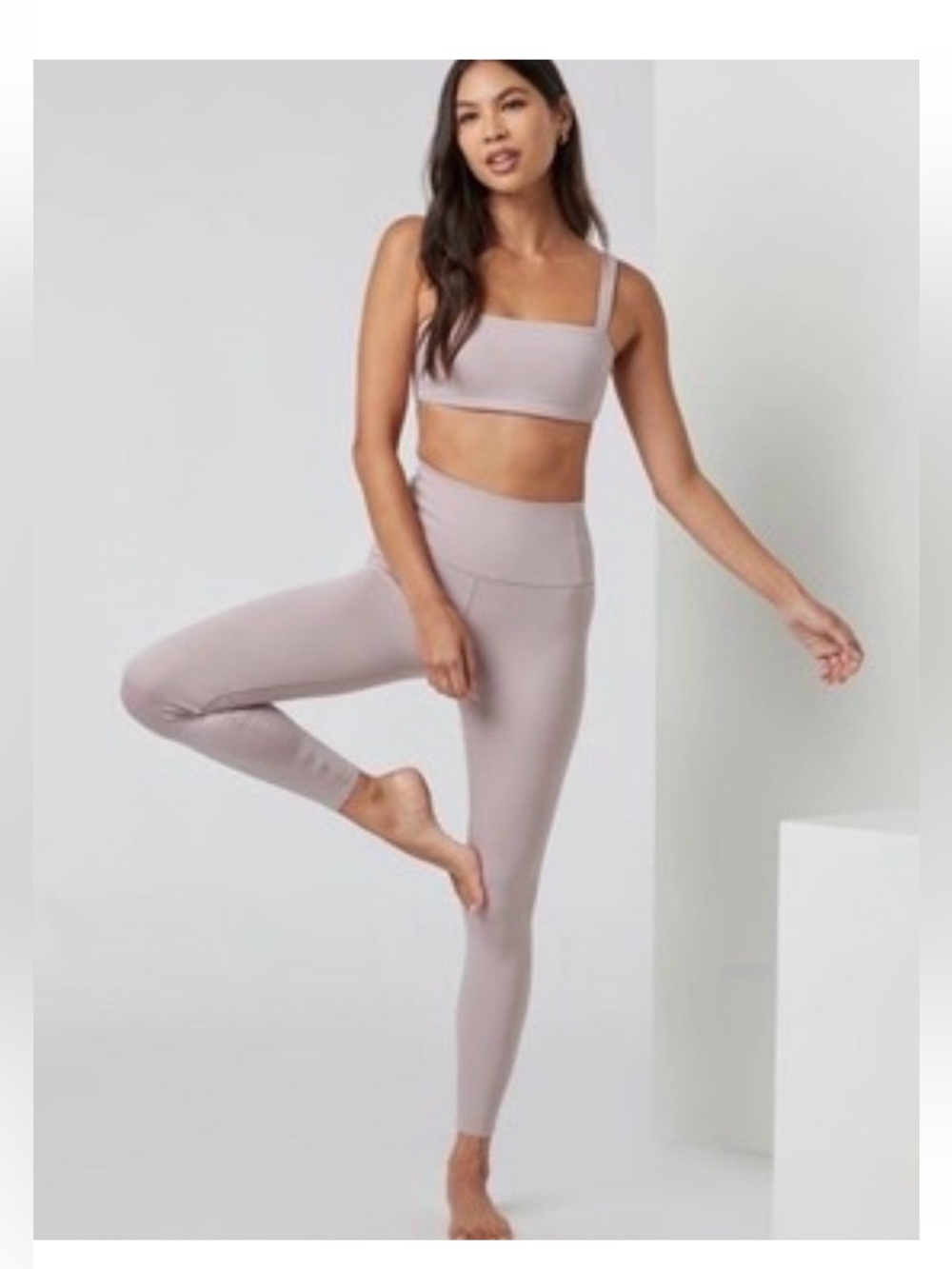 Vuori Evolve V1 Uplift Collection Seamless Leggings and Sports Bra Set - Dusk